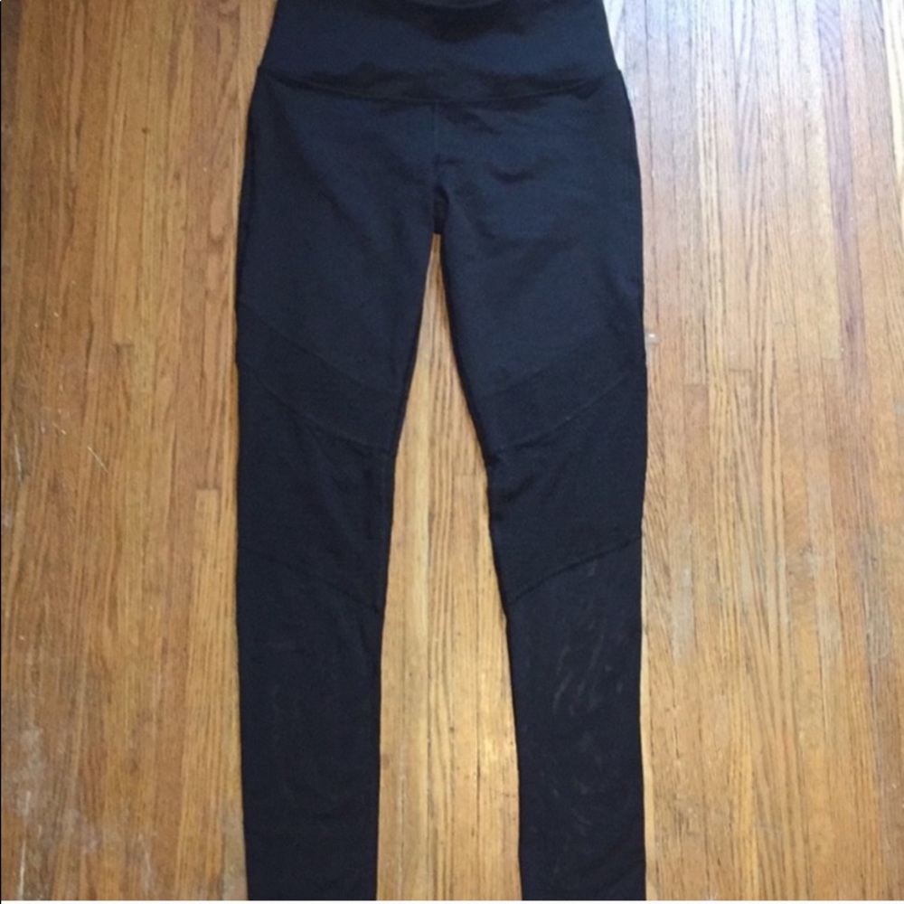 Victoria’s Secret Sport Mesh Leggings